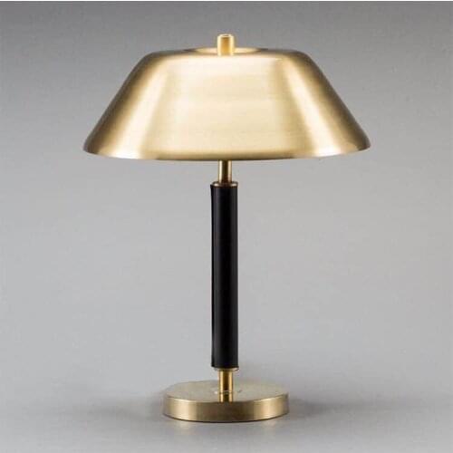 Post modern living room bedroom table lamp designer model room metal table lamp American Hotel Club table lamp