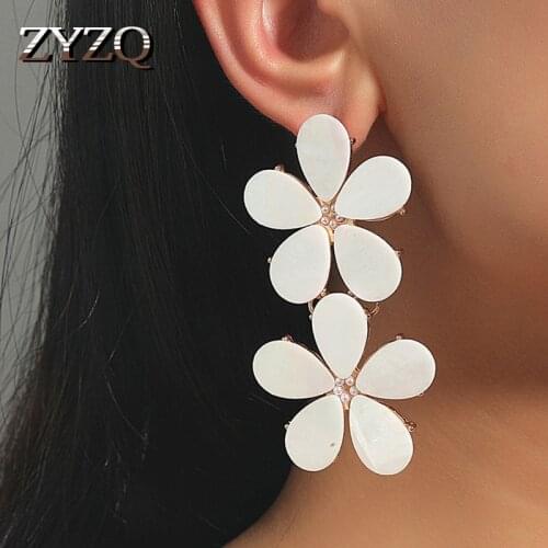 ZYZQ Sweet Double Layers Flower Earrings For Women Acrylic Statement Hanging Fashion Jewelry Daisy Drop Earrings 2021