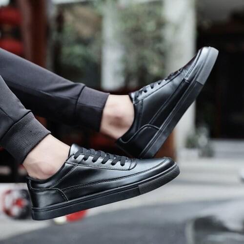 2020 New Men Sneakers Summer Breathable Shoes Super Light Casual Shoes Male Tenis Masculino Sneakers White NanX299