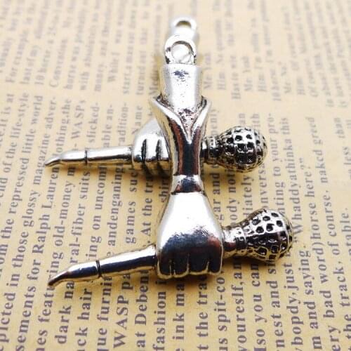 2 Pieces 38*38mm Newest Style Antique Silver Color Hand Microphone Charms Vintage Pendant Accesssory For DIY Jewelry Making