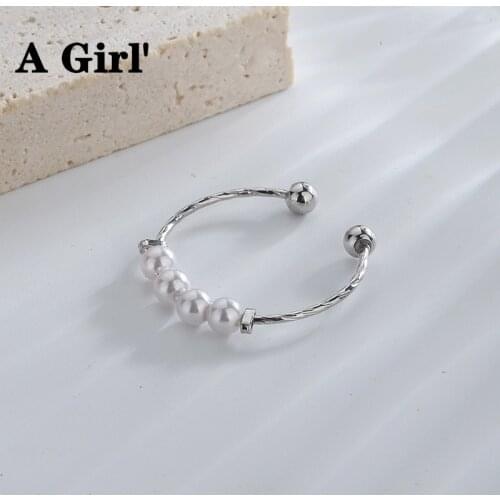 A Girl' Simple Simulated Pearl Ring New Design Sweet Korean Temperament Finger Ring For Women Fashion Jewelry Accessories