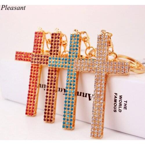 2021 Exquisite Crystal Christian Cross Keychain Luxury Dazzling Diamond Keychain Bag Pendant Gift Wholesale