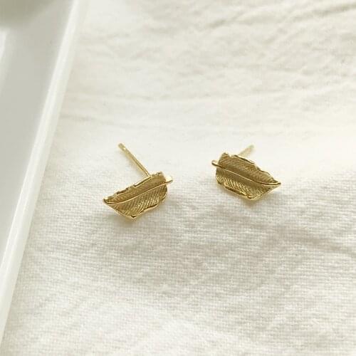 Fashion Small Womens 100% Authentic 925 Sterling silver Gold Leaf Stud earrings FINE jEWELRY E204