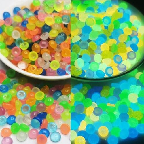 200Pcs 7x4mm 13 Colors Flat Bead Glow In The Dark No-Hole Luminous Beads For Party Decoration Jewelry Acrylic Beads Decorations