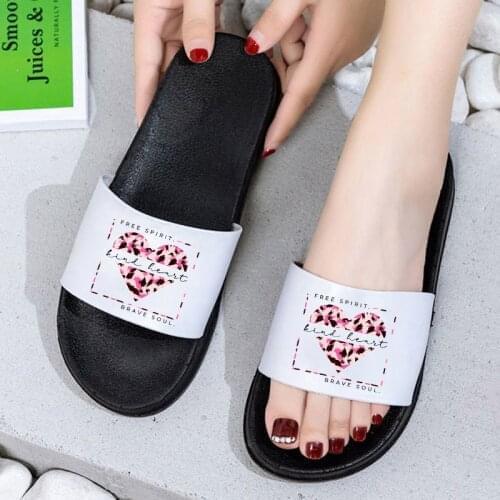 Women Slippers Thick Sole Indoor Shoes Home Sandals Non-slip Flip Flops Bath Slippers Couple fashion Shoes ladies Slippers 2021