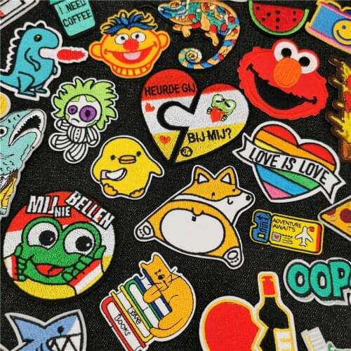 Frog Anime Cartoon Patch on Clothes Animal Iron on Embroidered Patches Cute Duck Badges Heart DIY Applique Sticker Corgi Stripes