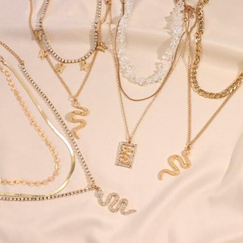 Flatfoosie Multilayer Irregular Stone Crystal Dragon Necklace for Women Vintage Gold Snake Pendant Choker Necklaces Boho Jewelry