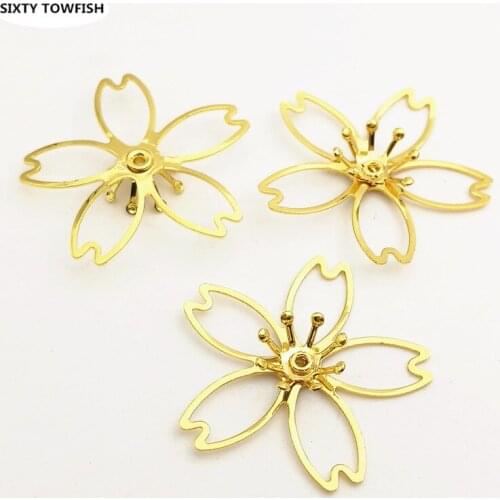 50 pieces/lot 28mm Brass Silver/Gold color/Antique bronze Filigree Flower Slice Charms Setting Jewelry DIY Components B82111