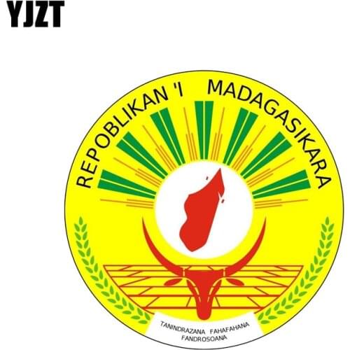 YJZT 12CM*12CM Creative Madagascar Flag Decal Shield Coat Of Arms Car Sticker 6-2091