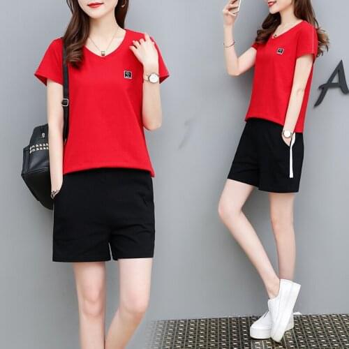 Suit female summer 2020 new fashion loose short-sleeved shorts V-neck thin running two-piece suit BS7310