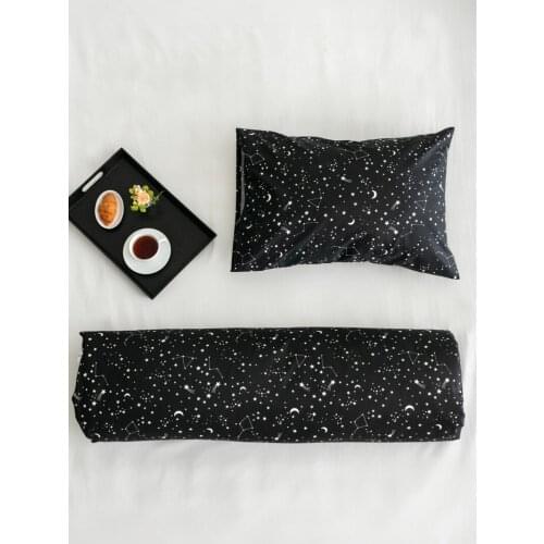 Reversible 100% Cotton Patterned Woven Duvet Cover and Pillowcase. Black and White Duvet Cover Set