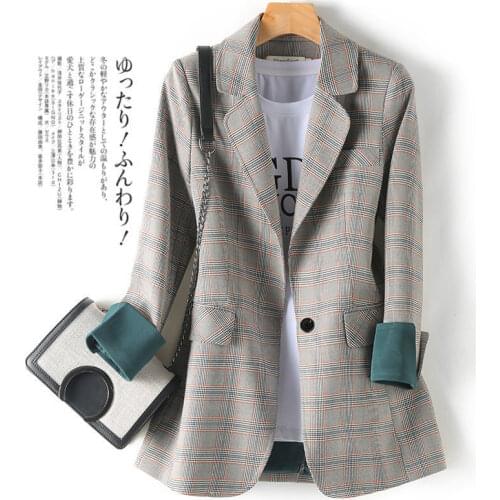 Red plaid suit jacket womens 2020 early autumn new Korean style loose fashion temperament spring and autumn casual small suit