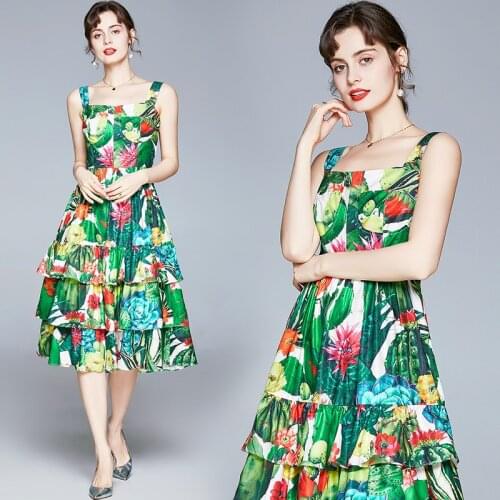 2021 Summer Green Tropical Holiday Foral Print Beach Boho Dress Women Strapghetti Strap Midi Cascading Ruffle Midi Dress