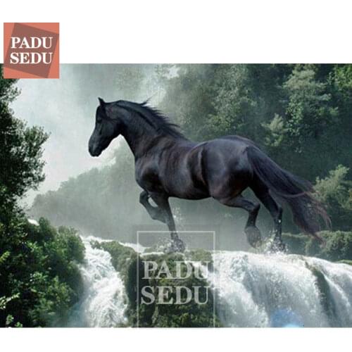 5D DIY Diamond Painting Horses Black Running Horse Cross Stitch Diamond Art Animals Embroidery Handicraft Hobby Gifts Wall Decor