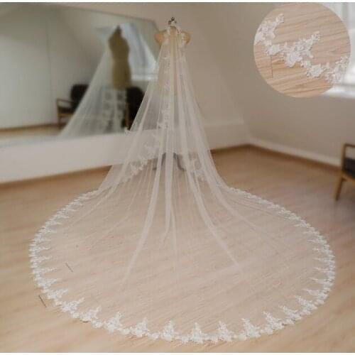 Cute Bridal Veil Flower Veil Flowery Lace Applique Veil Floral Lace Veil Soft Tulle Veil Vintage Handmade Wedding Veil Fingertip