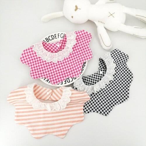 Cotton baby saliva towel princess lace baby bib petal shape fake collar decorative bib 1-2-3 wholesale