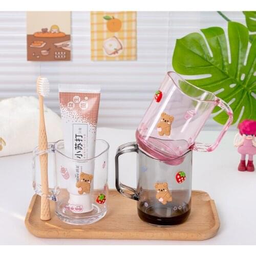 Simple durable noteasy to deformation curved mouth handle with slot design several colors to choose transparent brushing cup J06