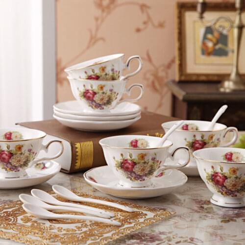 Bone China Coffee Set Porcelain Coffee Cup and Saucer Nordic Creative Flowers Advanced Ceramic Teaset Tea Cup Set Home Decor