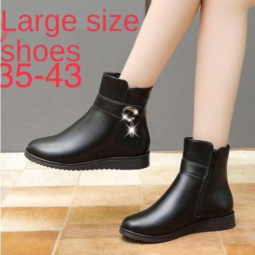 Mother Winter Boots Wedges Large Size Ladies Short Boots New Natural Wool Warm Female Snow Boots Zipper Flat Womens Ankle Boots