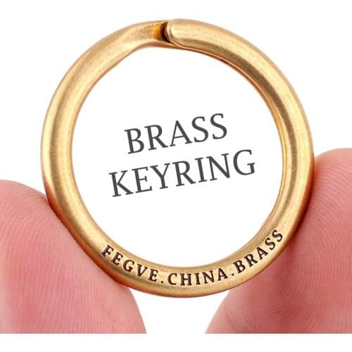 Brass Titanium Zirconium Stainless Steel Key Rings Keychains Buckle Man Luxury Car Keychain for Male Creativity Gift Wholesale