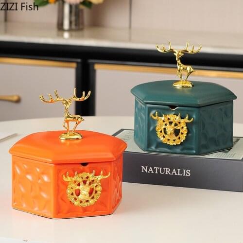 Creative Embossed Golden Deer Ceramic Ashtray Household Large-capacity Ash Storage Box Gift Metal Animal Ashtray Home Decoration