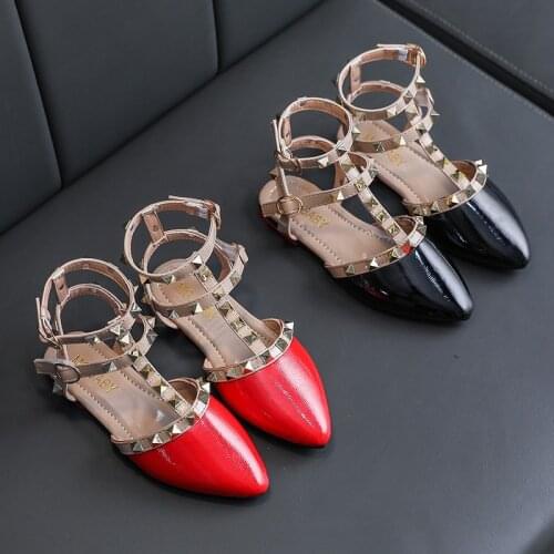 Rivets Sandals Girls Shoes T Strap Mary Janes Patent Leather Princess Shoes Baby Wedding Shoes Big Girl Flats Toddlers Shoes