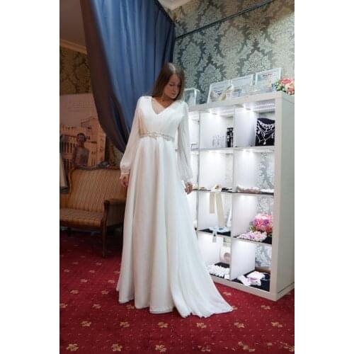 Chic Chiffon Wedding Dresses V Neck Sash Crystal A Line Sweep Train Bohemian Wedding Dress Long Sleeve Bridal Gowns Plus Size