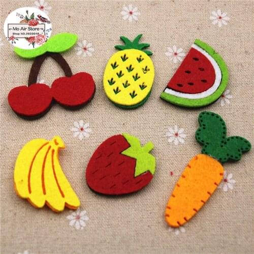 10pcs strawberry/watermelon/pineapple/banana fruit Non-woven patches glitter Felt Appliques for clothes Sewing Supplies