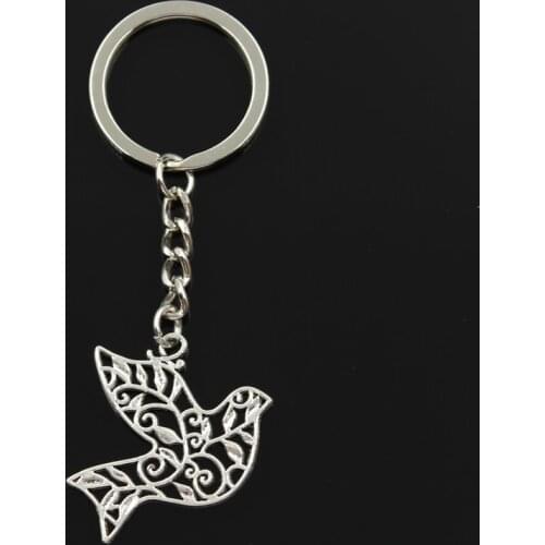 New Fashion Keychain 36x32mm Hollow Peace Dove Pendants DIY Men Jewelry Car Key Chain Ring Holder Souvenir For Gift