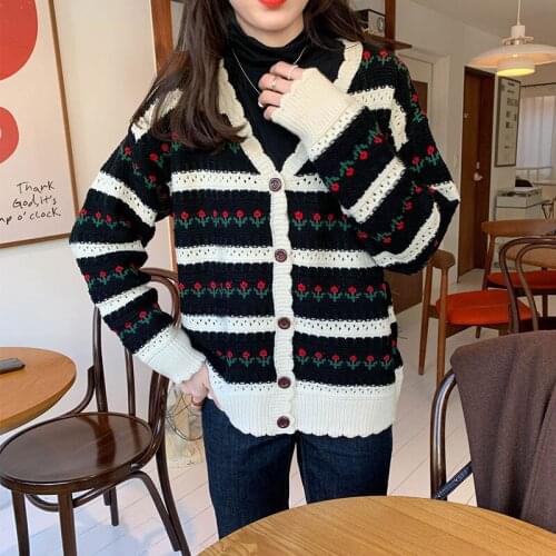 New Japan Style Chic V Neck Flowers Print Knitted Cardigans Women Autumn Winter Long Sleeve Sweater Coat