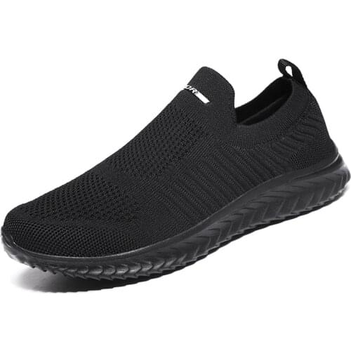 Men Casual Shoes Mesh Breathable Loafers Comfortable Light Male Sneakers 2021 New Couples Vacation Casual Footwear Men Shoes