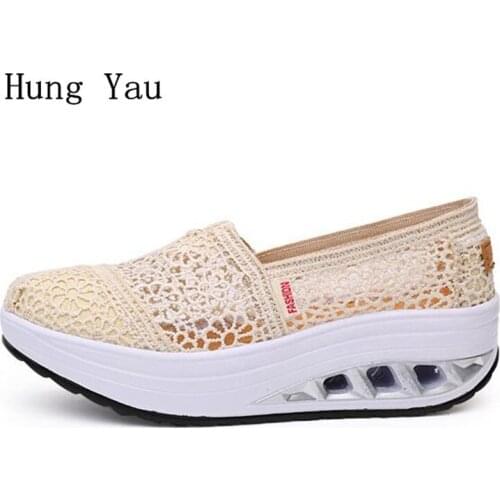 Women Shoes Flats 2018 Fashion Casual Shoes Woman Flat Toe Shallow Beautiful Lace Breathable Good Quality Walking Loafers