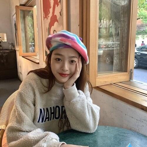 Autumn and Winter Tie-dye Beret French Classic Knitted Hat Womens Warm Soft Painter Hat Womens Retro Beret