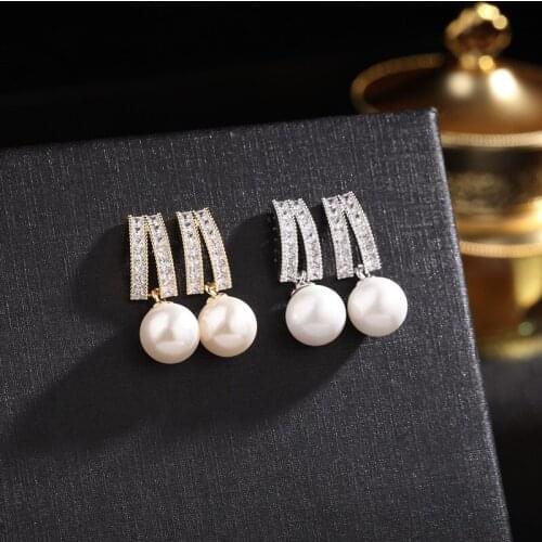 South Koreas New Simple And Cute Small Pearl Earrings Creative Geometric Pearls Elegant And Sweet Party Dating Ear Jewelry