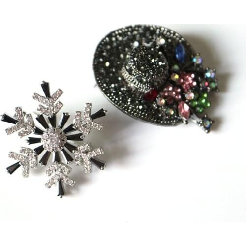 Vintage snowflake beaded Patches for Clothing Cubic zirconia rhinestone pin badges parches Appliques Decoration for clohtes
