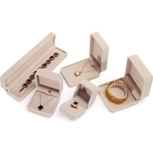 Women Jewelry Display Box Flannel Bracelet Necklace Ring Storage Box Organizer Red Beige Women Birthday Gift