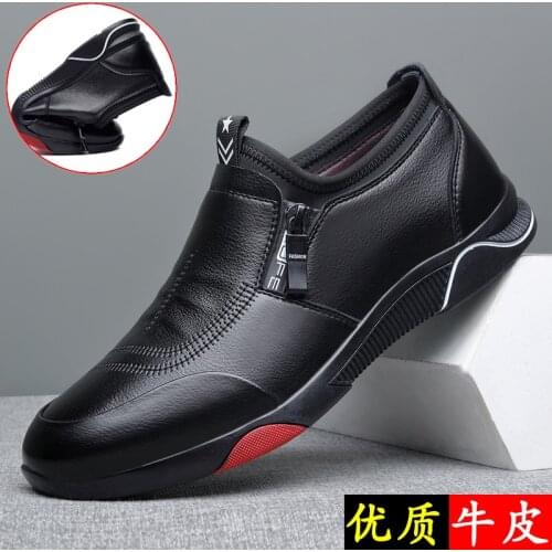 Mens leather shoes 2021 spring new leather leisure shoes Korean version Joker tide shoes soft bottom breathable mens shoes