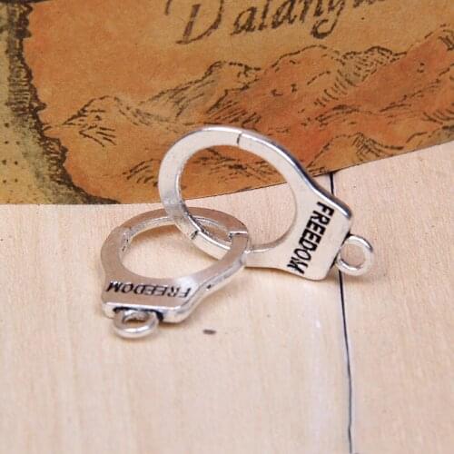 4pcs/Lot 25X15mm Charms Handcuffs Freedom Antique Silver Color Pendants DIY Handmade Making Jewelry Factory Wholesale