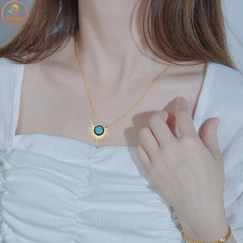 Akizoom Fashion Golden Sunflower Turquoise Necklace Chain Stainless Steel Pendant for Women Birthday Jewelry Gift Freeshipping