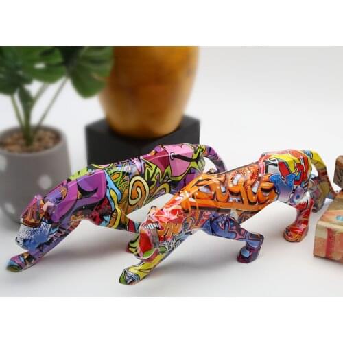 Painted Graffiti Simple Creative leopard Color Art Decorations Home Entrance Wine Cabinet Office Ornaments Resin Crafts