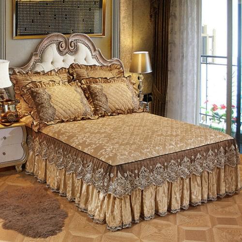 Lace Velvet Bedspread King Size Quilted Bedskirt Ruffle Elastic Full Queen Bed Cover Pillow Cases Soft Warm European 3-Piece