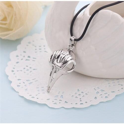 Wholesale 20pcs/lot HP Goblet of Fire Bellatrix Lestrange Bird Skull Pendant Necklace Vintage Antique Silver Necklace