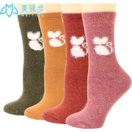 Winters Wool Sock 12 Pairs Per Set Cartoon Cat Cute Soft and Comfortable Cashmere Womens Socks