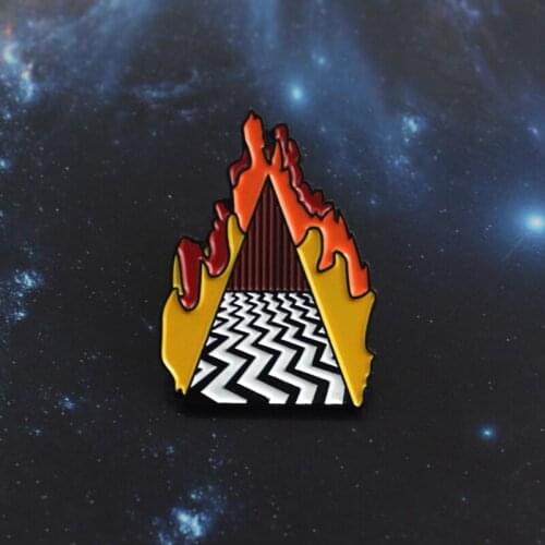 Twin Peaks Dougie Jones Brooch Flame Red House Mystery Power Double Peak Symbol Enamel Pin Backpack Badge Friends Fan Lucky Gift