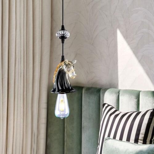 Minimalist droplight of bedroom the head of a bed lamp American restaurant bar single horse head small droplight