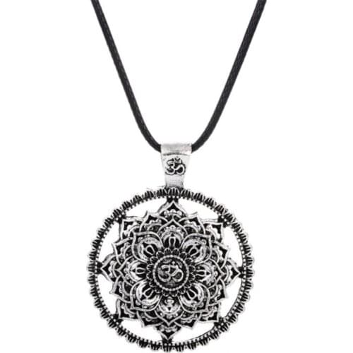 WWLB Fashion Tibet Buddhism Spiritual Prayering OM Necklace for Men Tibetab Mandala Lotus Necklaces Amulet Women Bijoux Jewelry