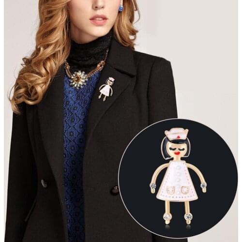 Fashion Cartoon Girl Small Brooch Pin Alloy Badge Suit Jacket Lapel Accessory Cute Brooch Pin For Fashion Dress Coat Accessories