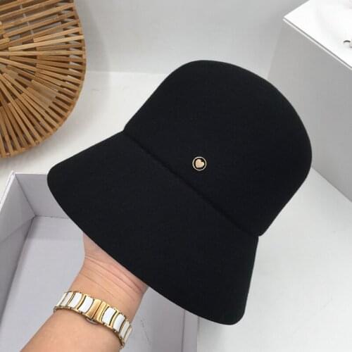 Bucket hat female Japanese contracted the fisherman cap ins joker sen is a basin of cap on holiday topi wool hat