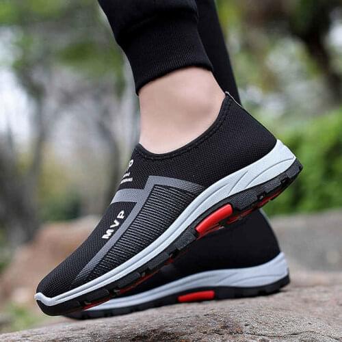 Low Top Sport Shoes Men Summer Fashion Sneakers for Running Plus Size Sports Shoes Man Flat Walking Trainers Black Mesh Shose I2