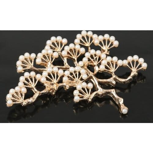 Vintage Lotus Leaf with White Faux Pearl Crystal Brooch Pin Scarf Clip Jewellery